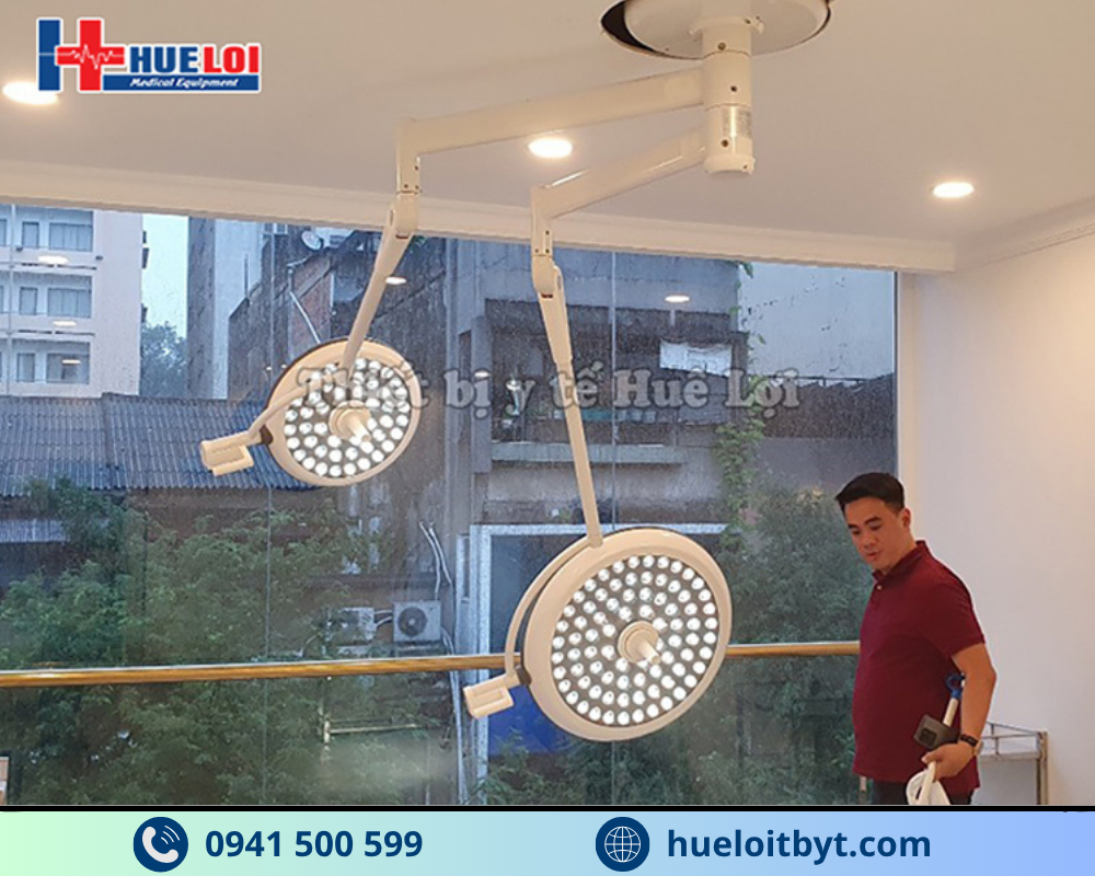 Đèn phẫu thuật treo trần cao cấp