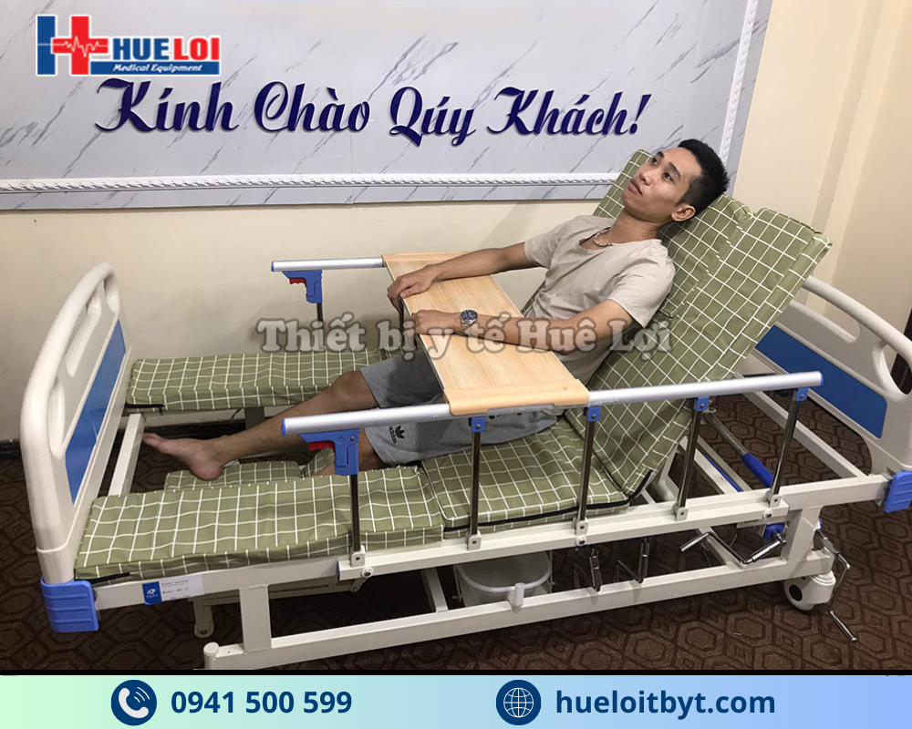 GIƯỜNG Y TẾ 4 TAY QUAY HẠ CHÂN NHỎ A0I-II