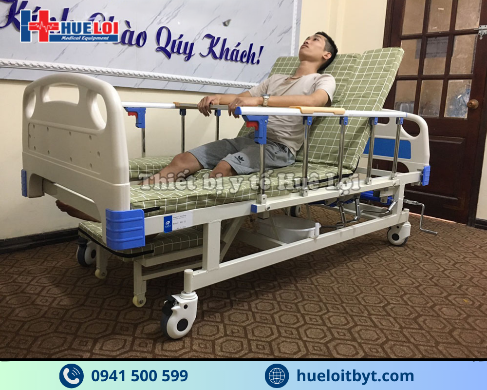 GIƯỜNG Y TẾ 4 TAY QUAY HẠ CHÂN NHỎ A0I-II