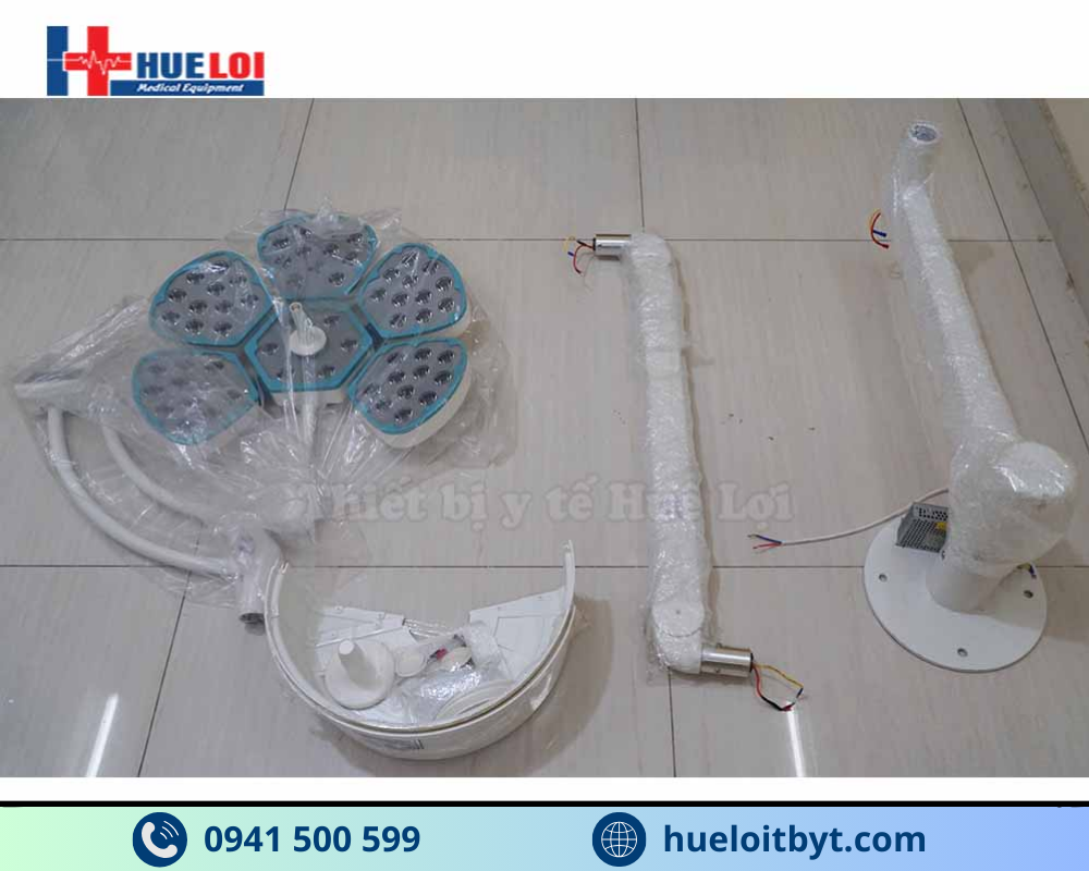 ĐÈN PHẪU THUẬT 5 CÁNH TREO TRẦN GIÁ RẺ