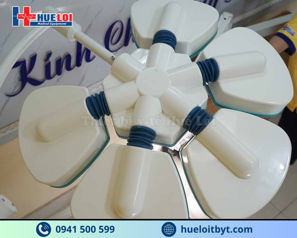 ĐÈN PHẪU THUẬT 5 CÁNH TREO TRẦN GIÁ RẺ