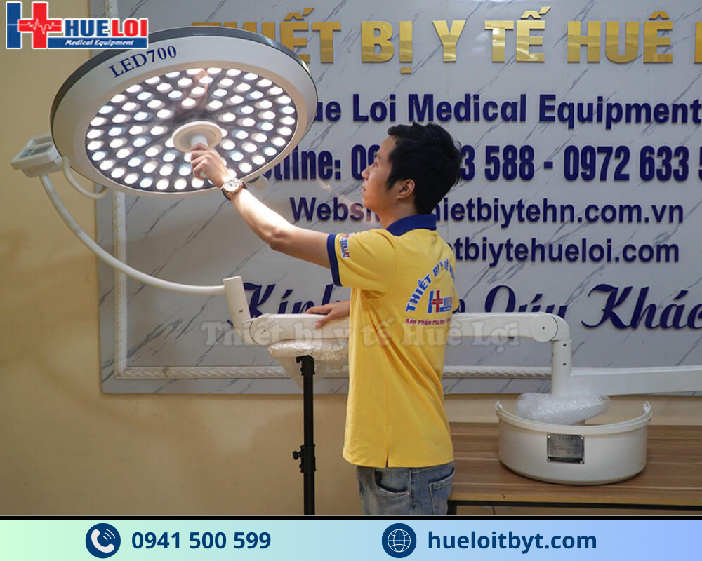 ĐÈN PHẪU THUẬT TREO TRẦN 1 NHÁNH LED 700 GIÁ TỐT