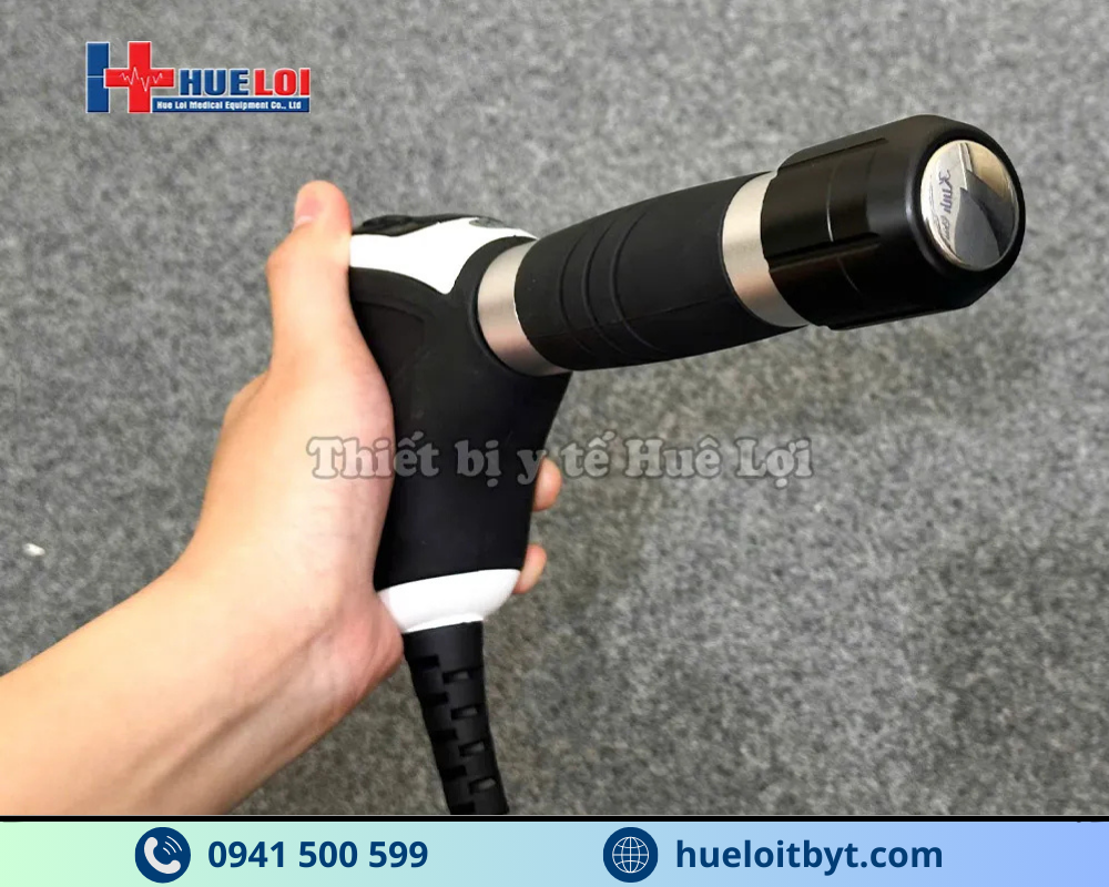 MÁY XUNG KÍCH TRỊ LIỆU IP30 CAO CẤP