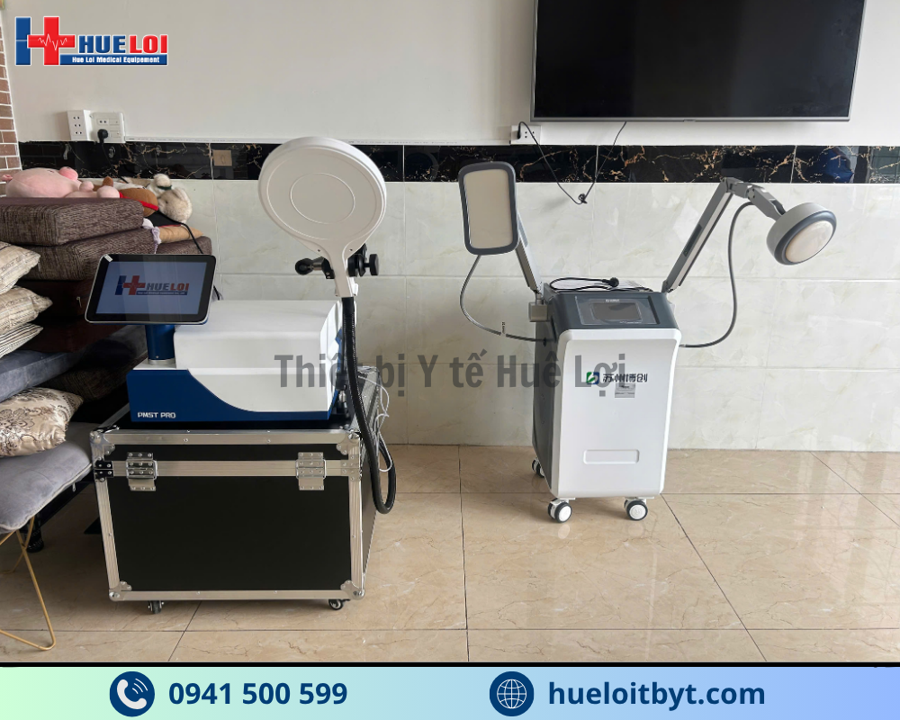 Huê Lợi bàn giao máy từ trường pro và máy vi sóng trị liệu 2 đầu