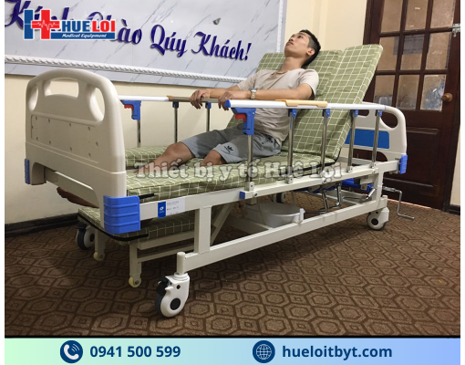 GIƯỜNG Y TẾ 4 TAY QUAY HẠ CHÂN NHỎ A0I-II