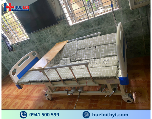 GIƯỜNG Y TẾ 4 TAY QUAY HẠ CHÂN TO ĐA NĂNG A0I-I